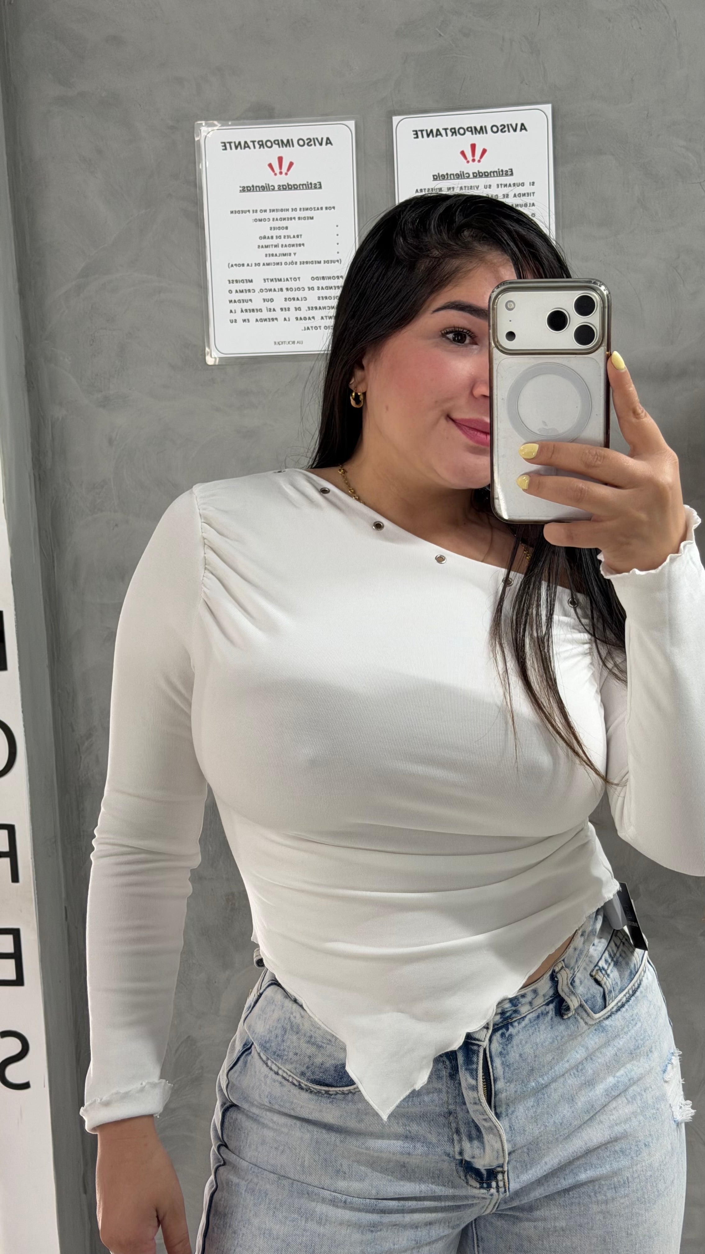 Blusa asimétrica