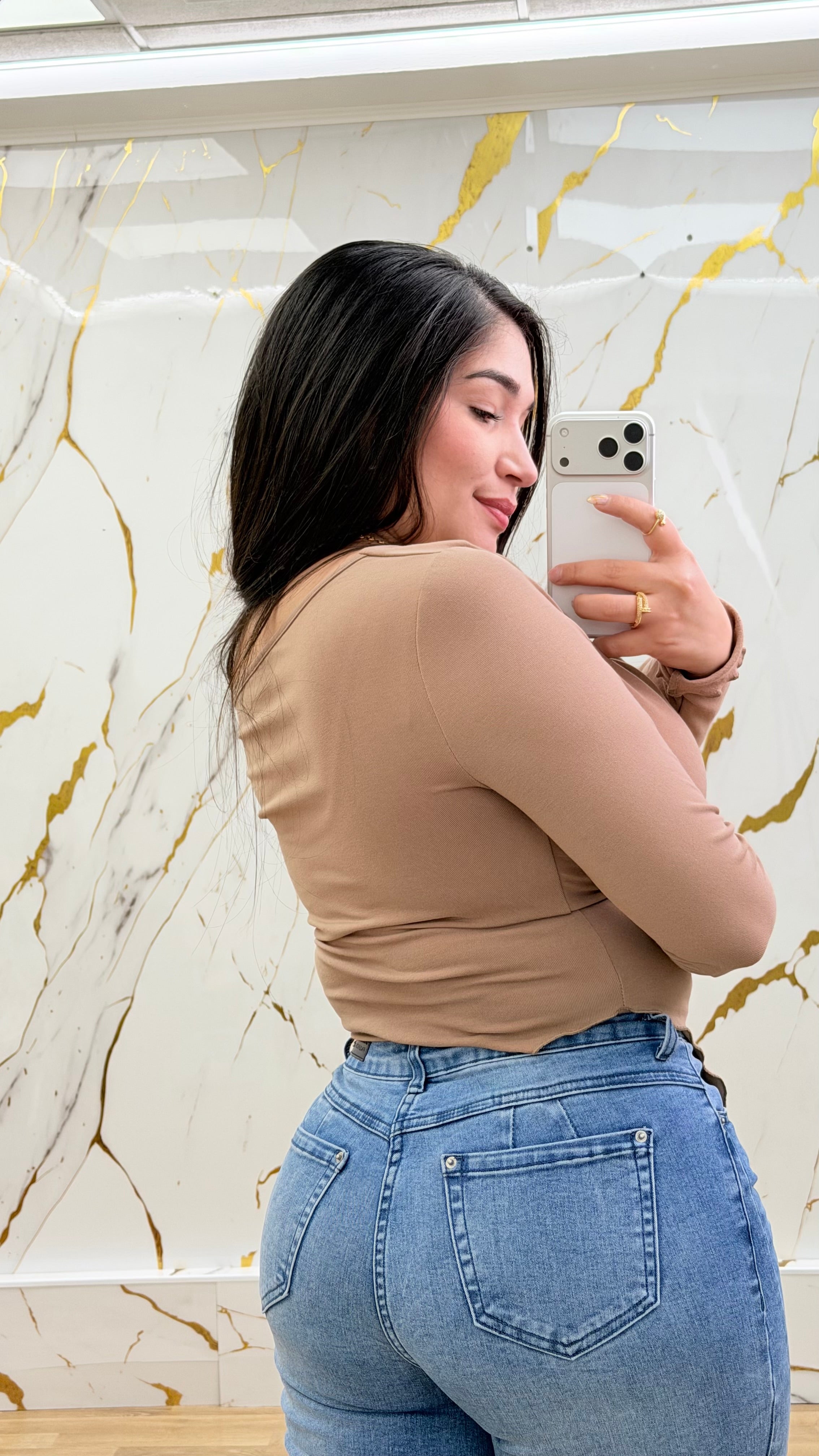 Blusa asimétrica