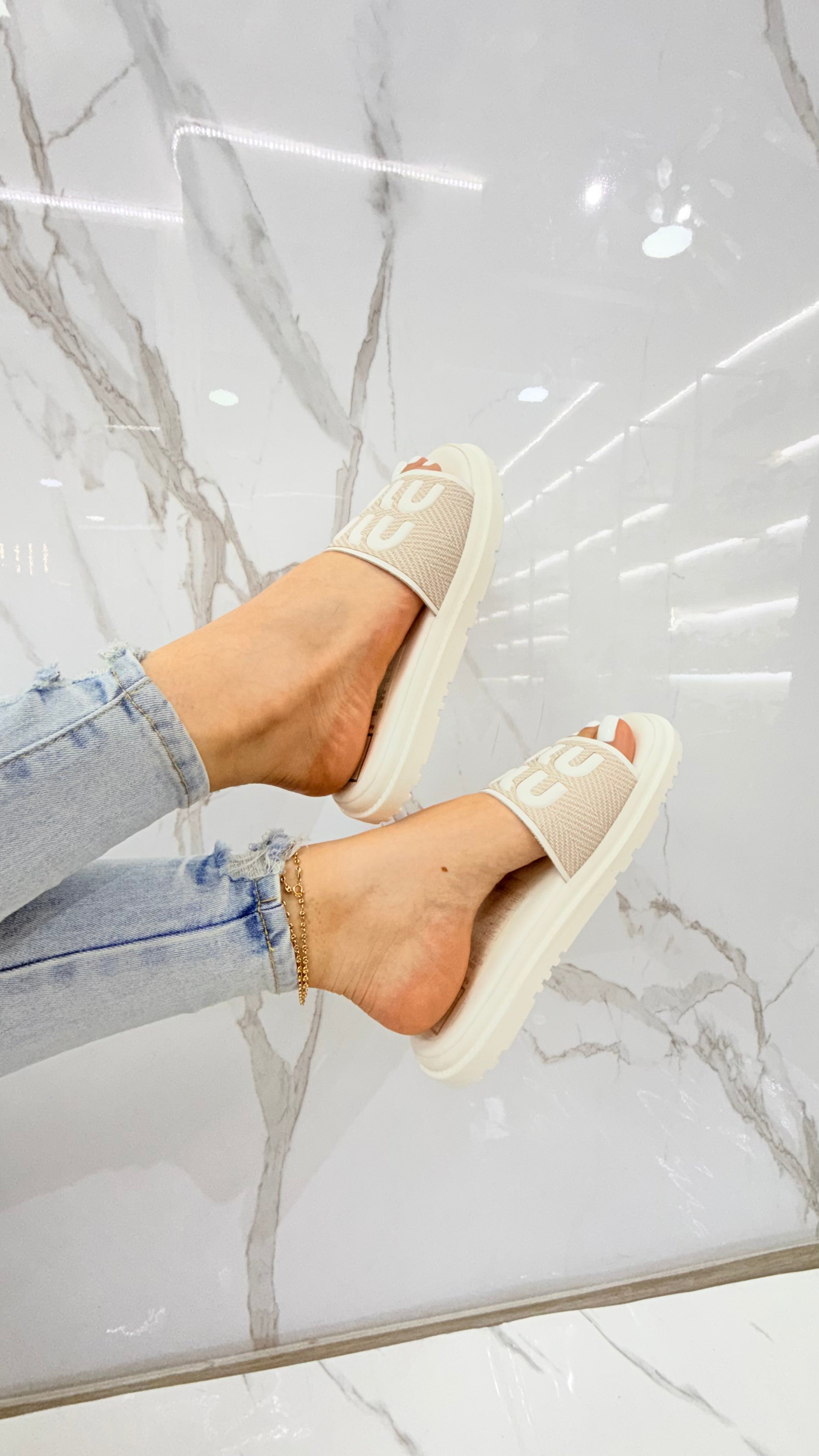 SANDALIAS MIU