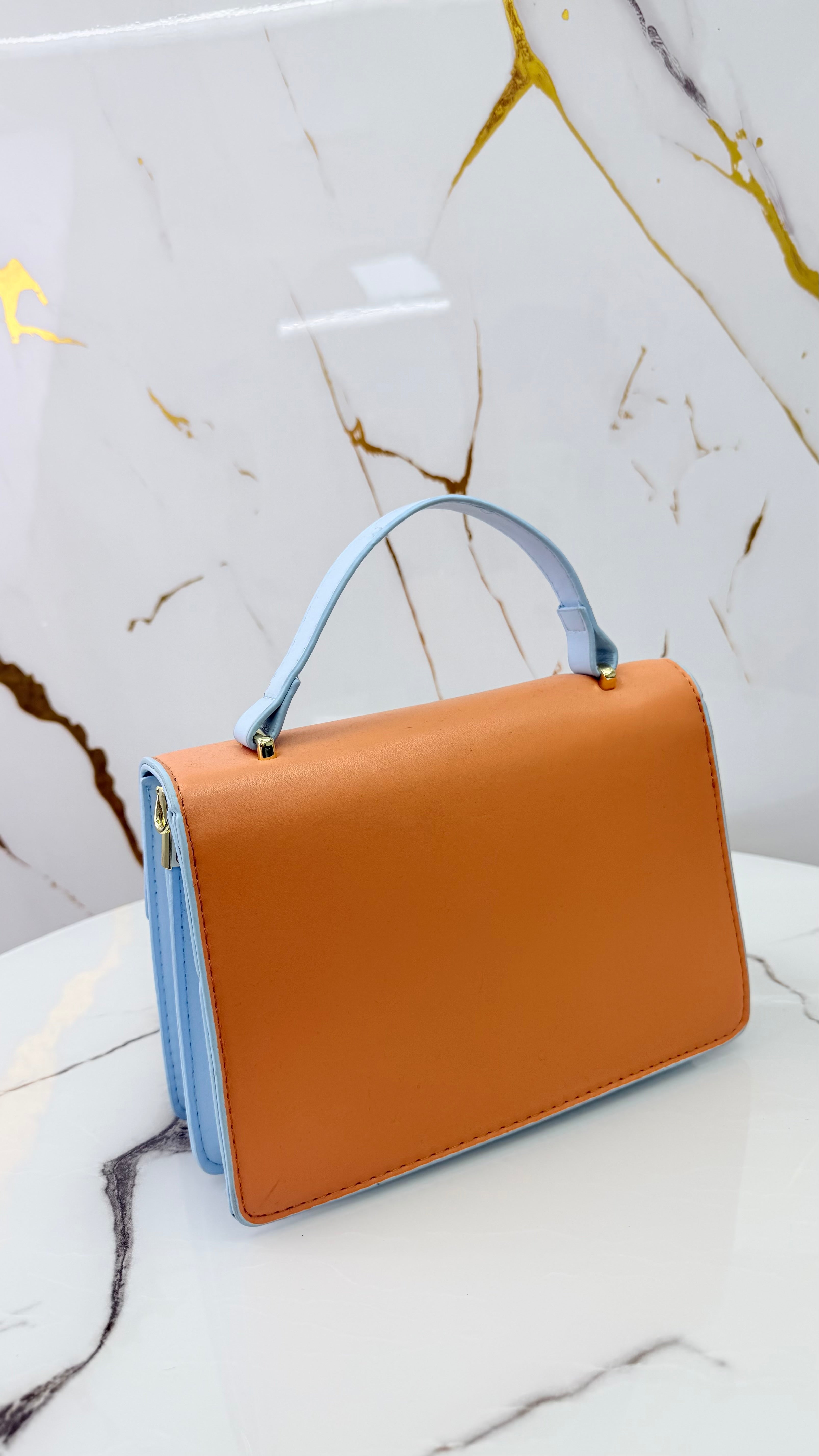 Cartera naranja